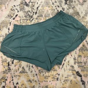 Lululemon hotty hot low-rise lined shorts, size 6.